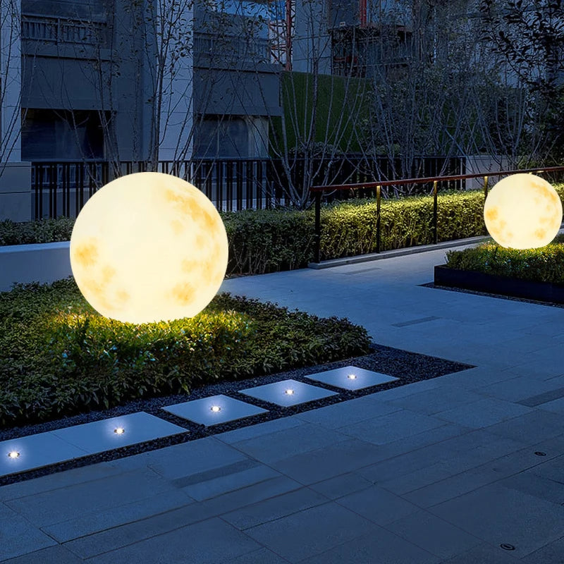 Moonlamp | Gartenlampe In Form Eines Mondes